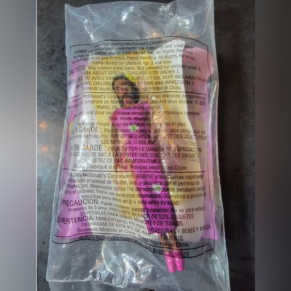 2/$20 Barbie Cool Clips Christie Figurine w/ Accessory McDonald's Toy #6 2000